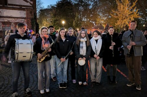 Eingeheizt an Sankt Martin – Musizierende auf Tour